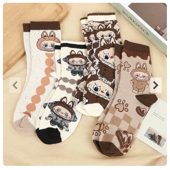 4 Pairs Labubu Winter Socks - Picture 1 of 2